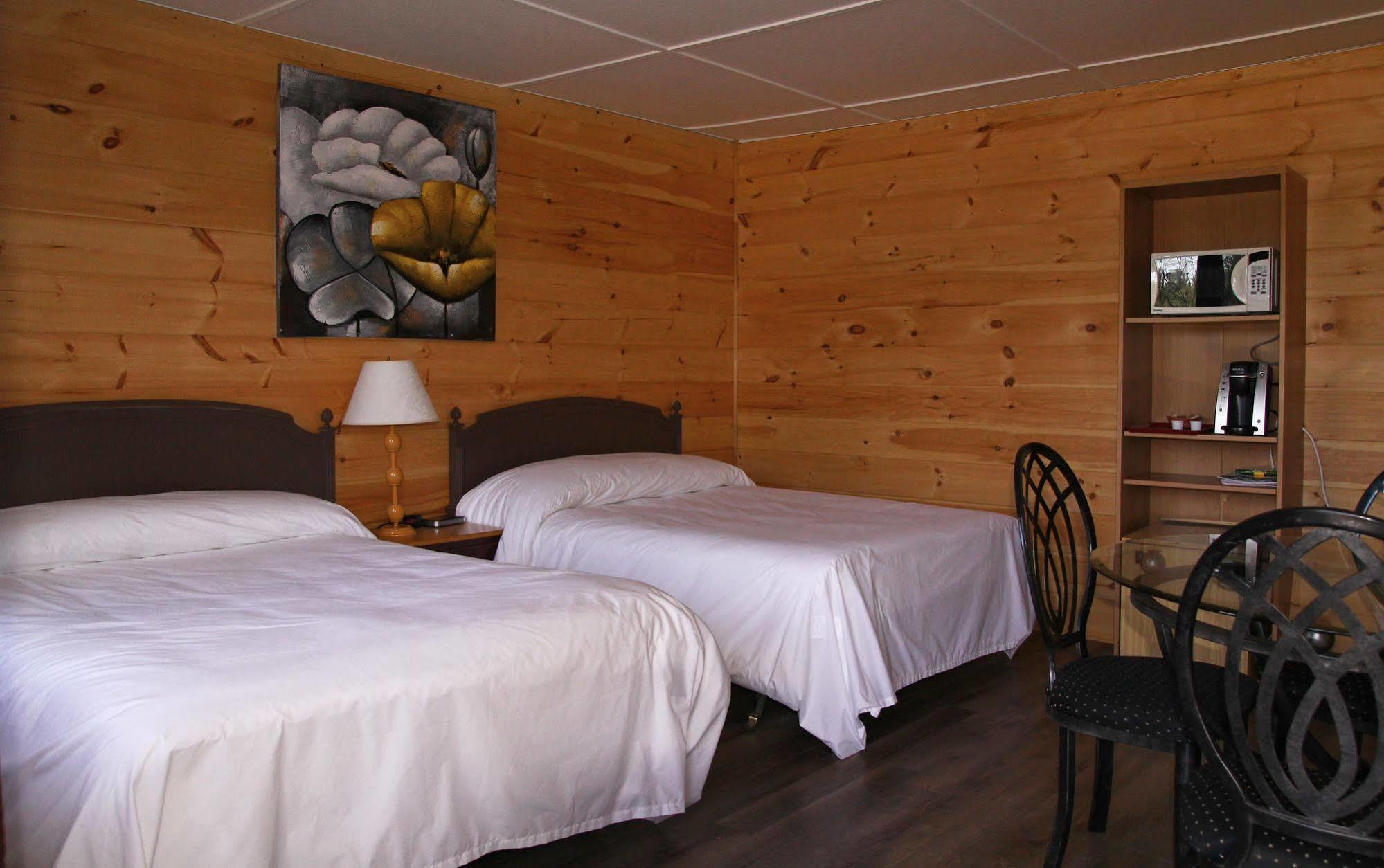 Motel 149 Mont-Tremblant Zewnętrze zdjęcie