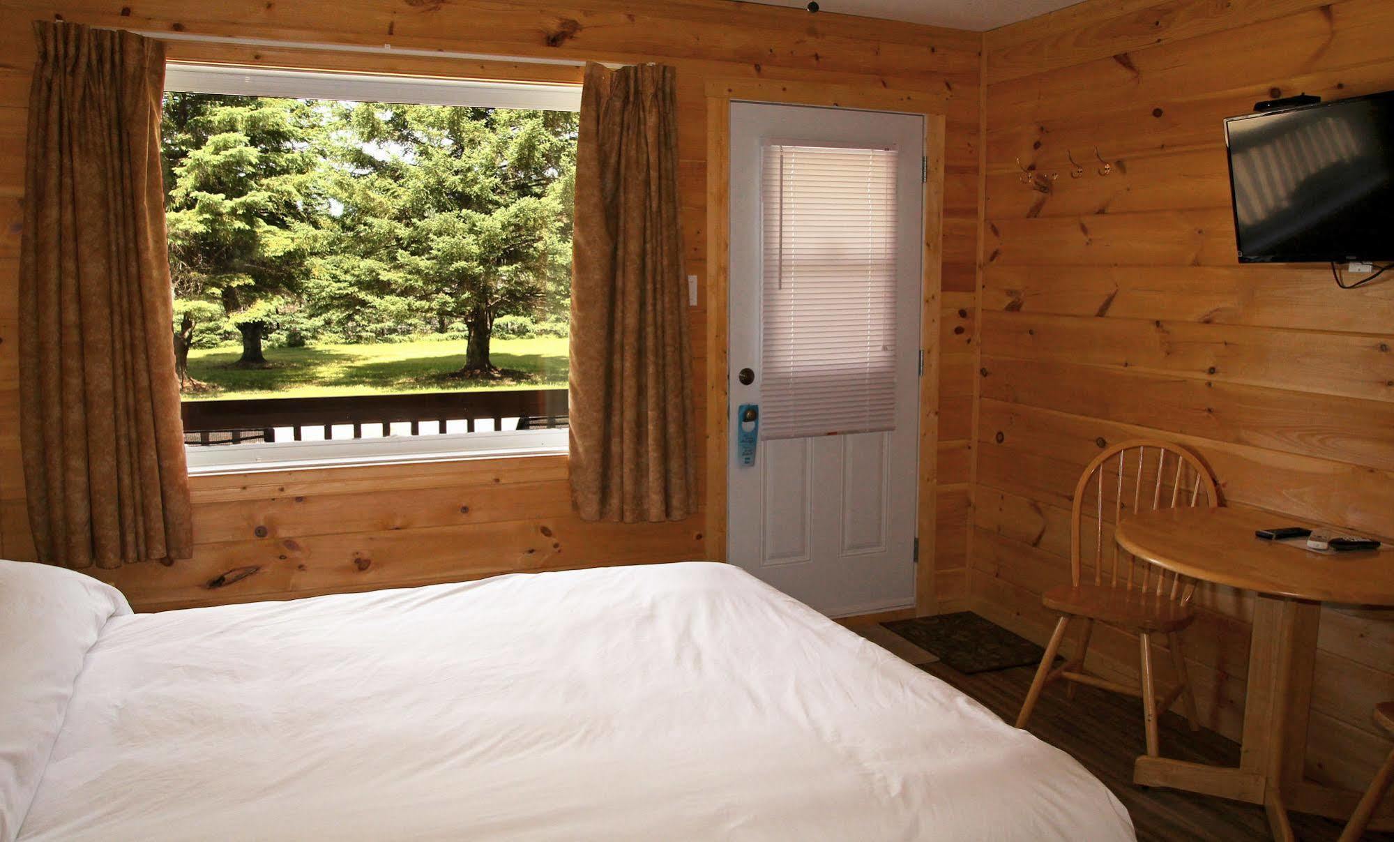 Motel 149 Mont-Tremblant Zewnętrze zdjęcie