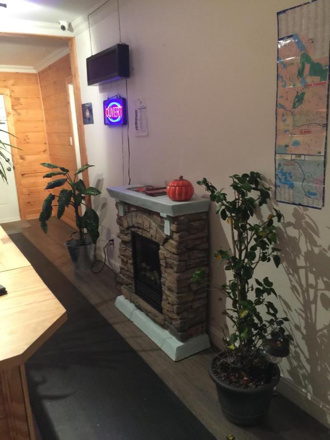 Motel 149 Mont-Tremblant Zewnętrze zdjęcie